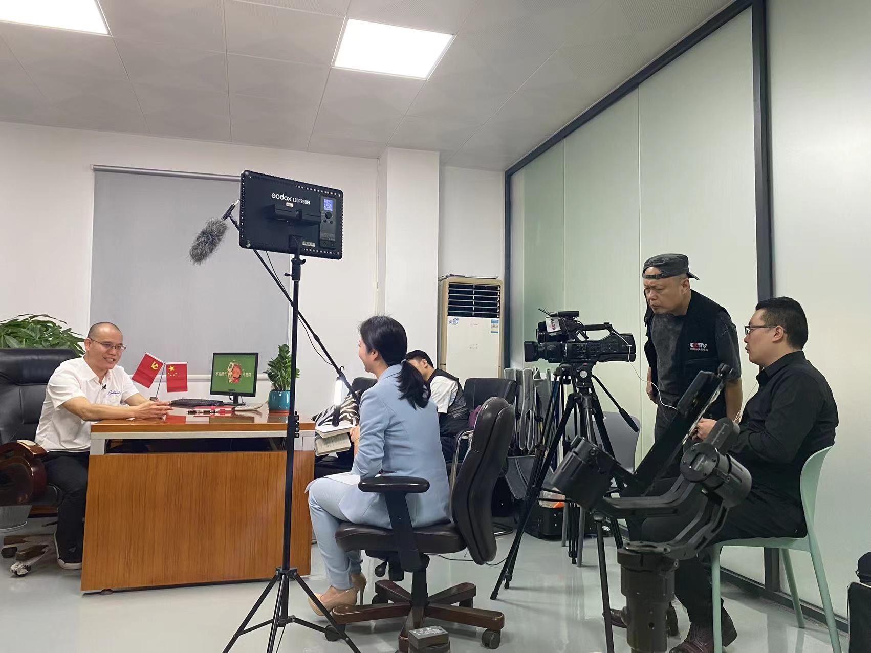 CCTV采访 (3).jpg